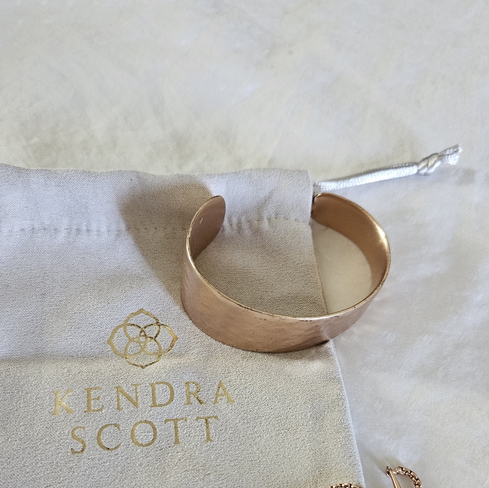 Kendra Scott Copper Cuff and Shoker Necklace - Picture 4 of 13